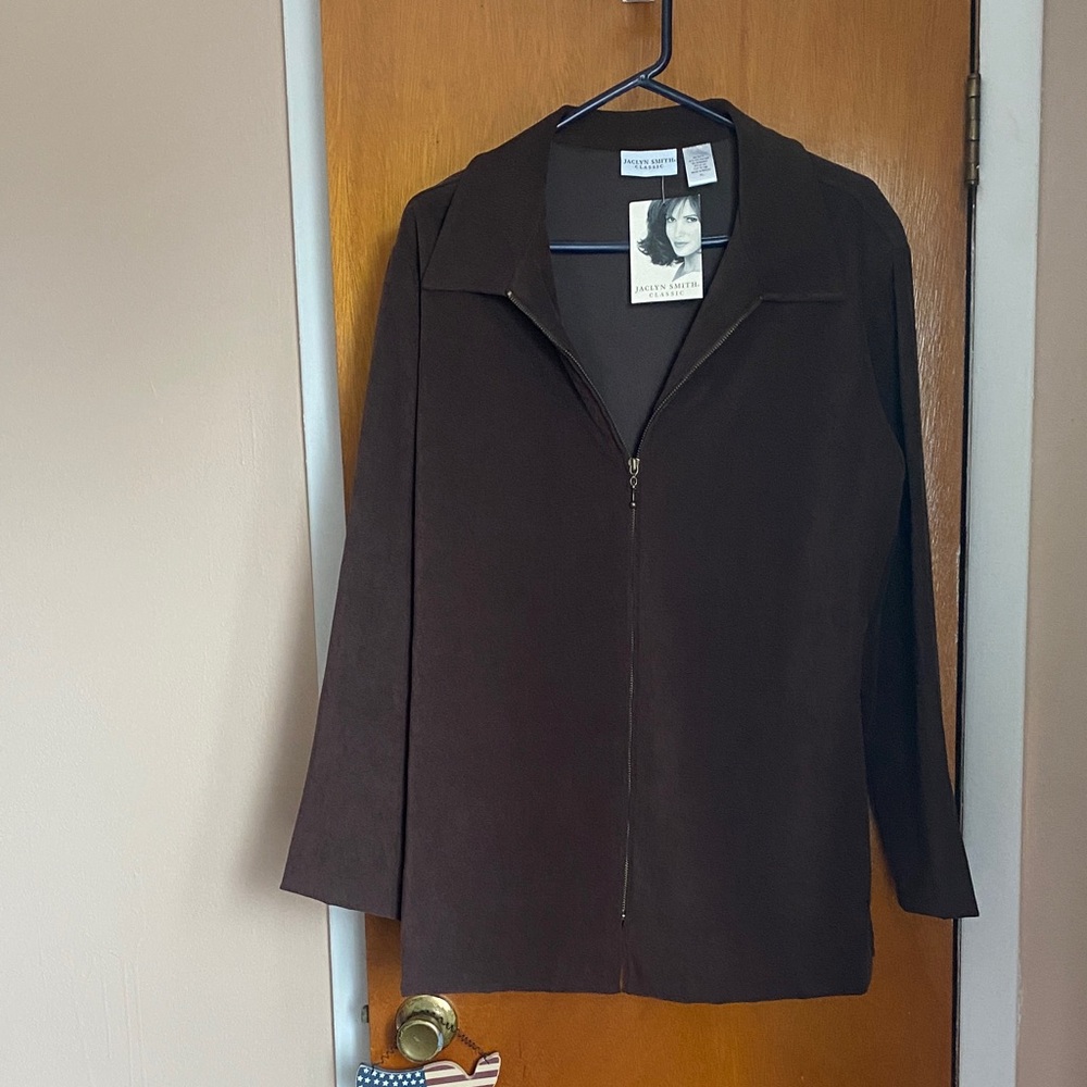 Brown Women's Blazer new with tags 🏷️!